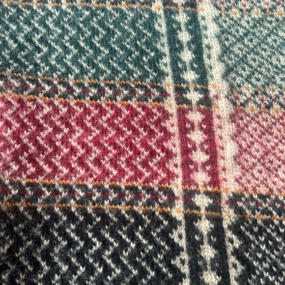 Vintage Tommy Hilfiger made in Hong Kong Chunky Plaid heavy sweater - Picture 5 of 7